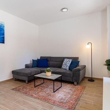 Apartment Blue Monstera ツレス エクステリア 写真